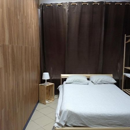 Melaya Budget Hostel Фару Экстерьер фото