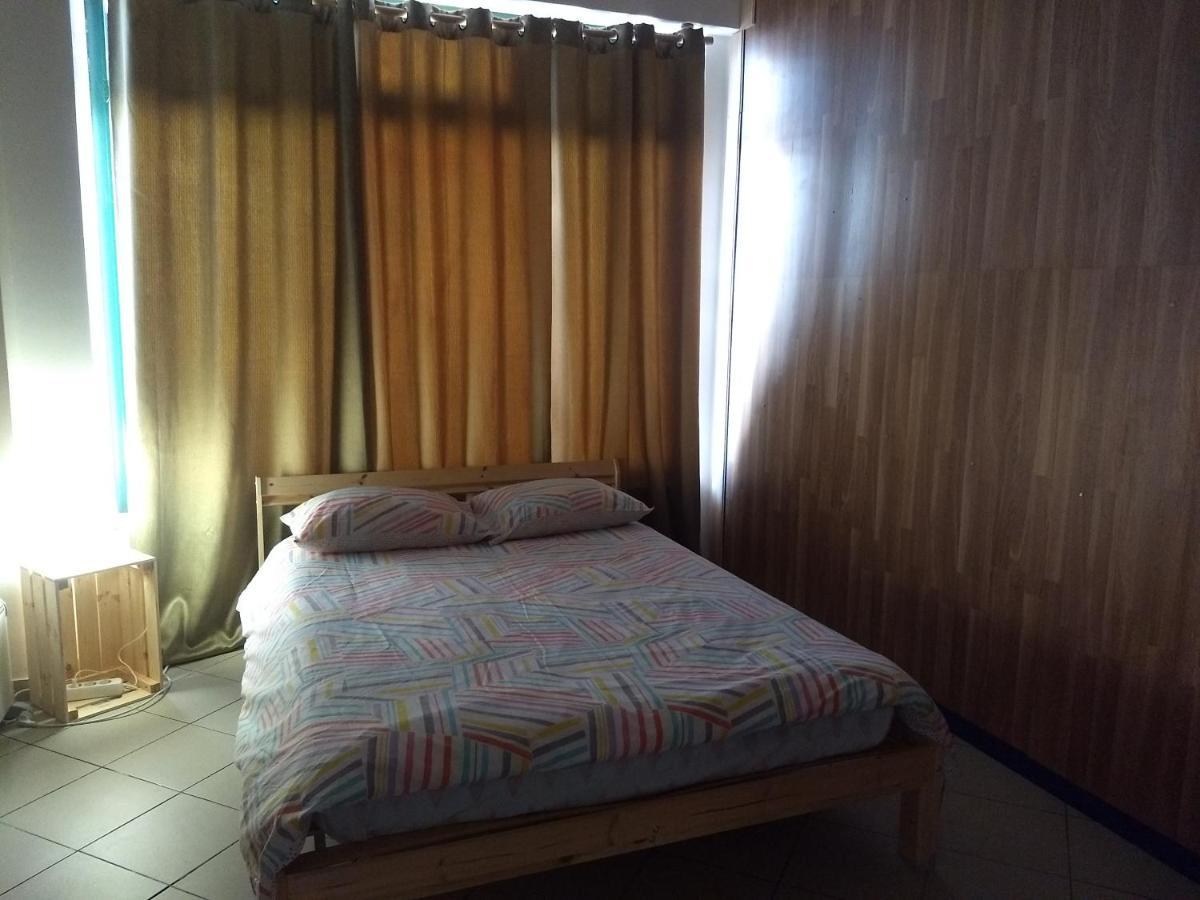 Melaya Budget Hostel Фару Экстерьер фото